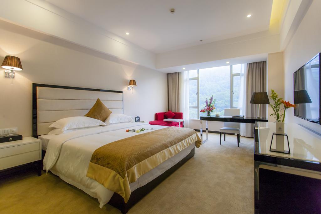 Golden Palm Hotel Zhuhai Buitenkant foto
