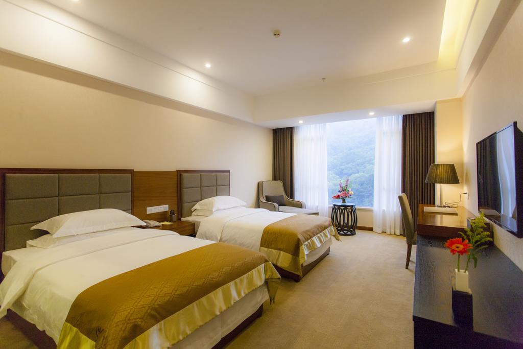 Golden Palm Hotel Zhuhai Buitenkant foto