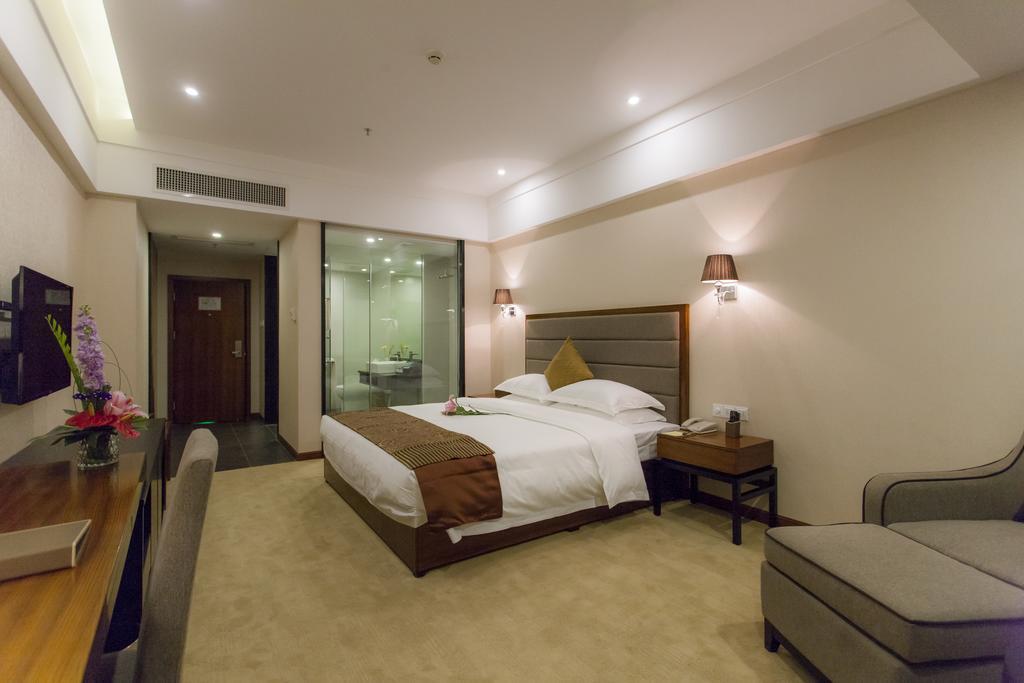 Golden Palm Hotel Zhuhai Buitenkant foto