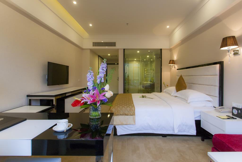 Golden Palm Hotel Zhuhai Buitenkant foto