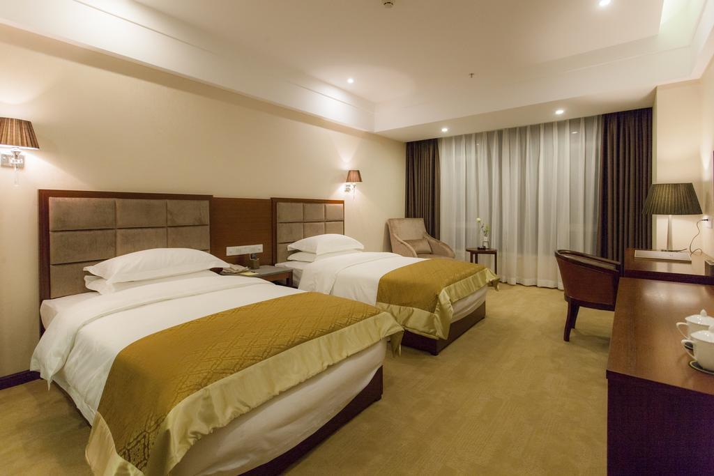Golden Palm Hotel Zhuhai Buitenkant foto